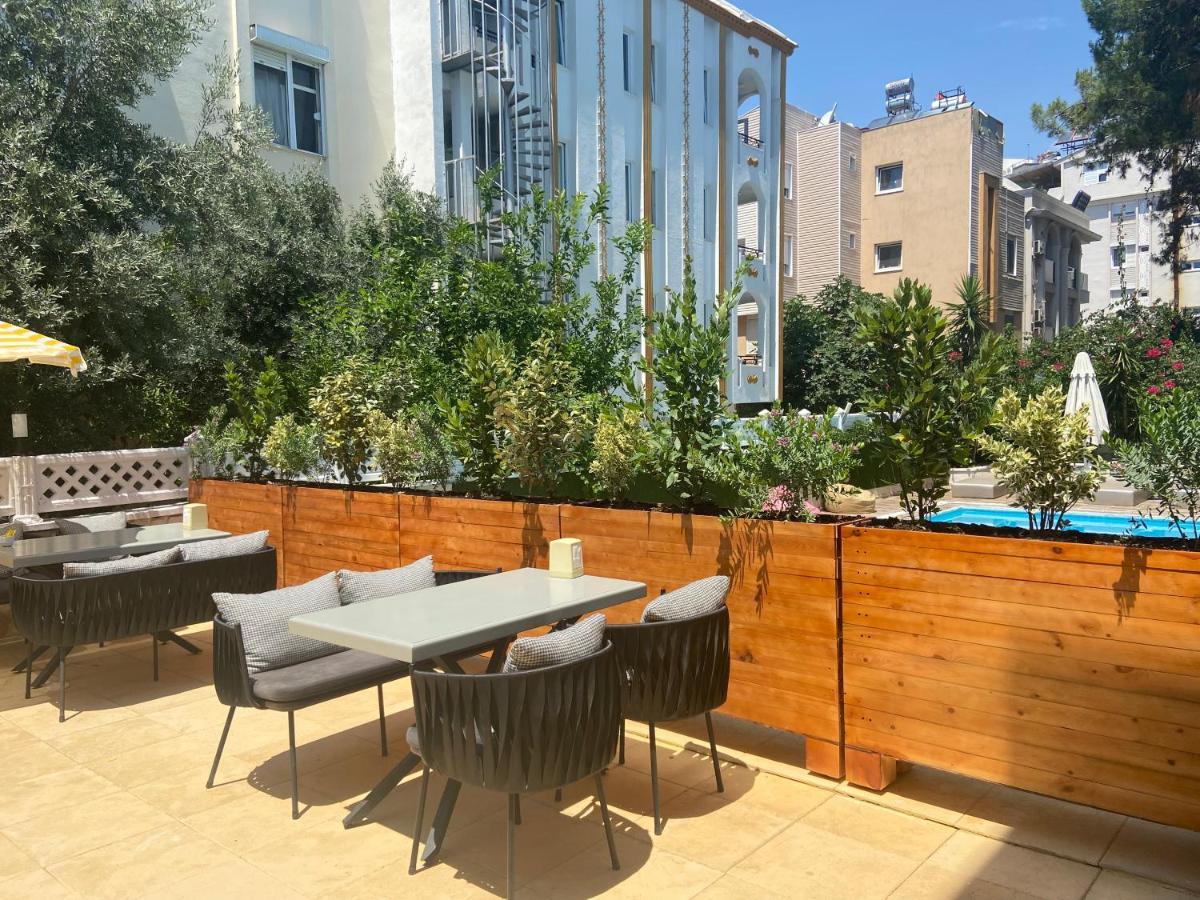 Derin Suit Otel Анталия Екстериор снимка