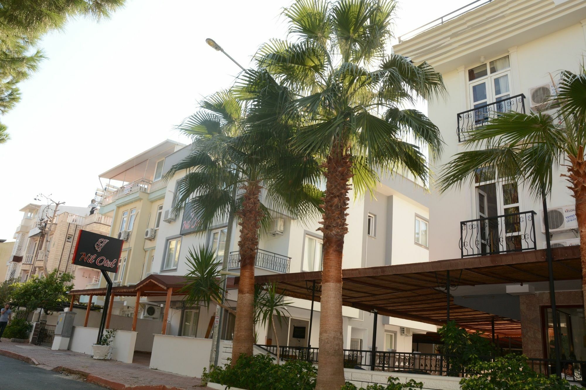 Derin Suit Otel Анталия Екстериор снимка
