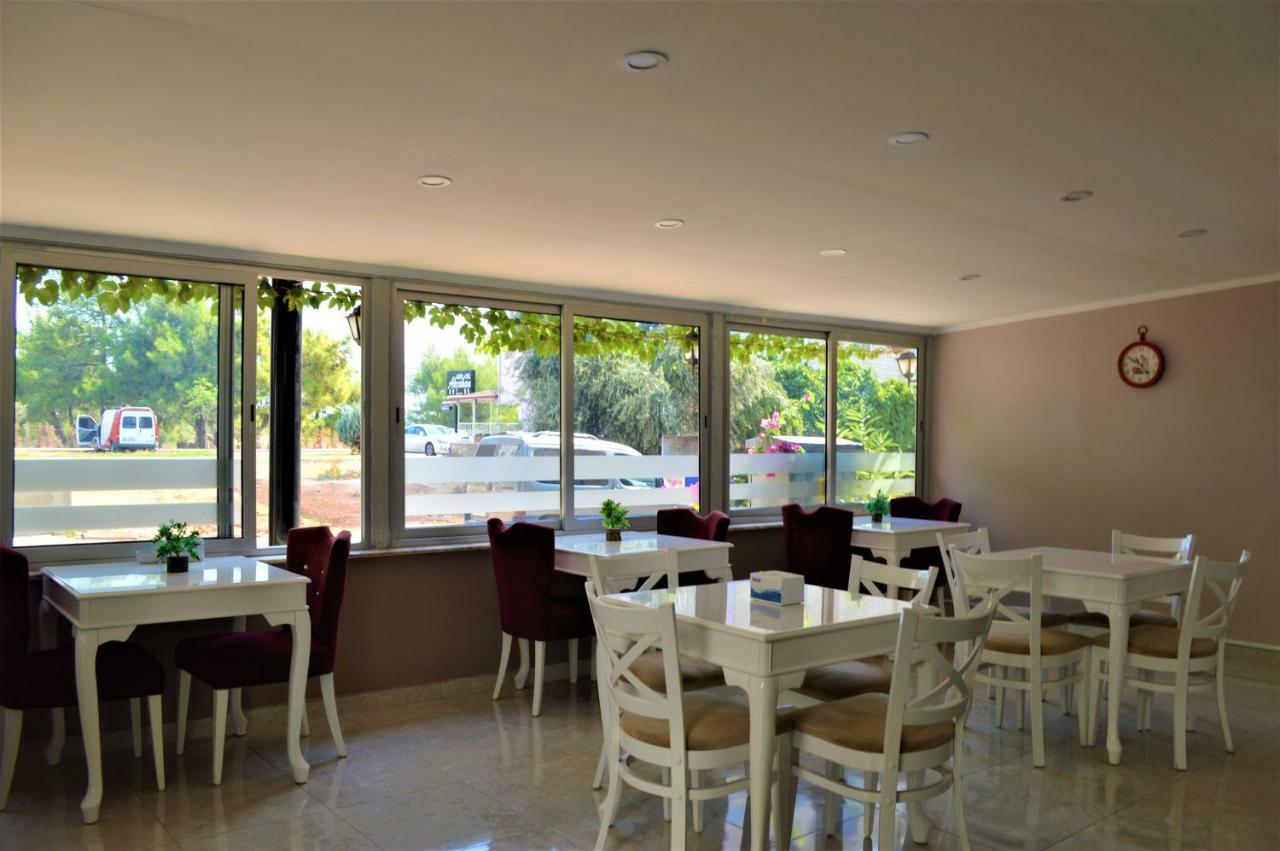 Derin Suit Otel Анталия Екстериор снимка